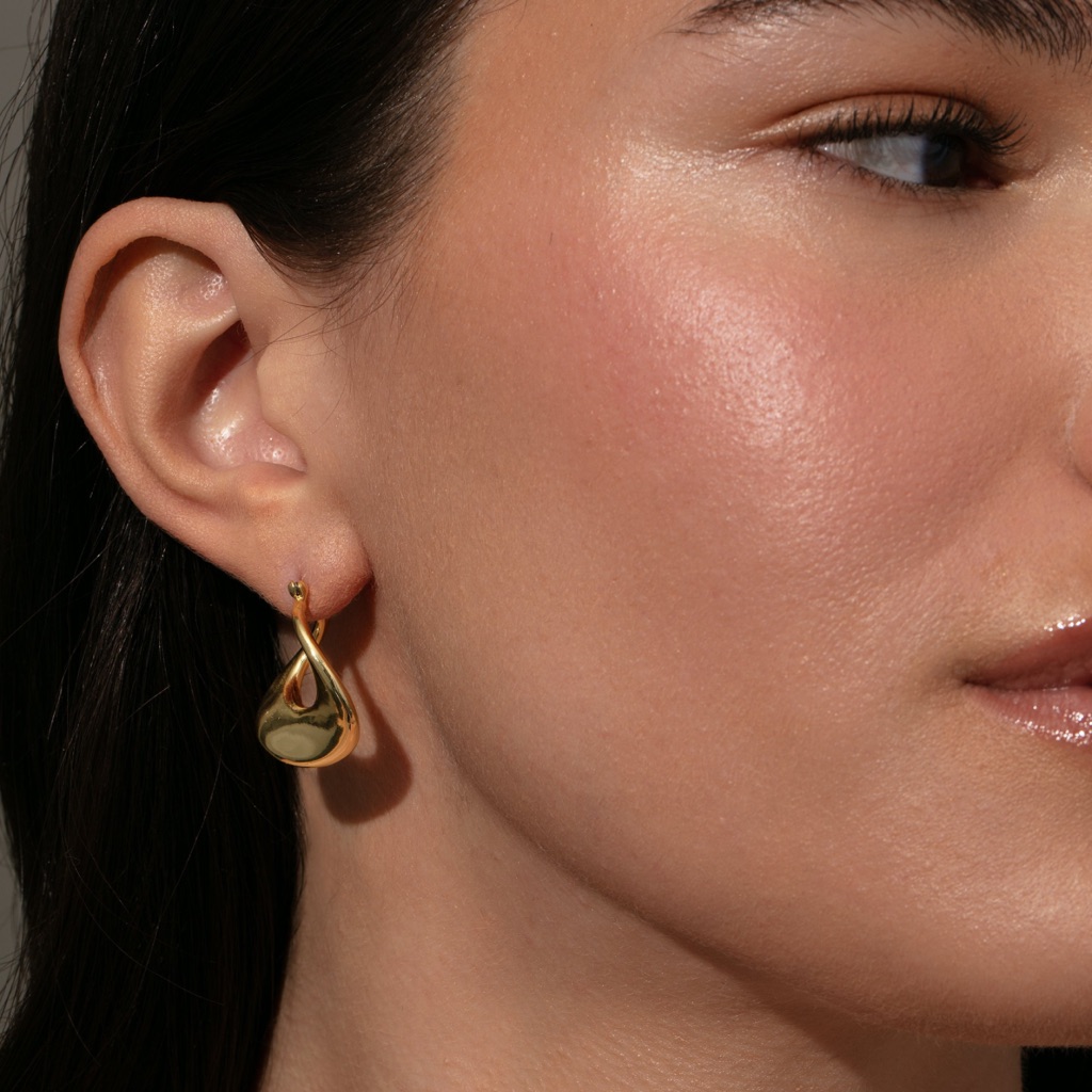 Uncommon James Swan Statement Hoop Earrings 23$